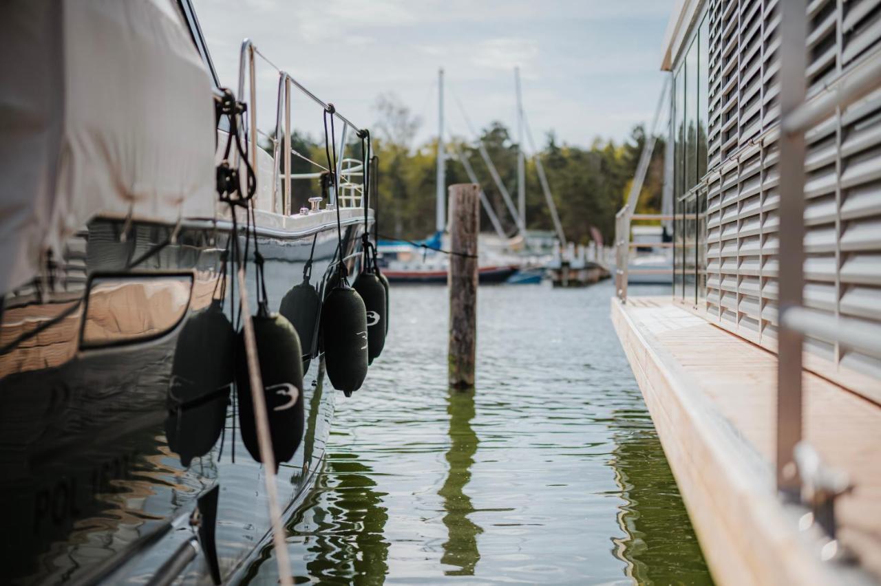 Schwimmendes Ferienhaus "Trinity" Ihr Seahome Auf Der Ostsee 佩讷明德 外观 照片