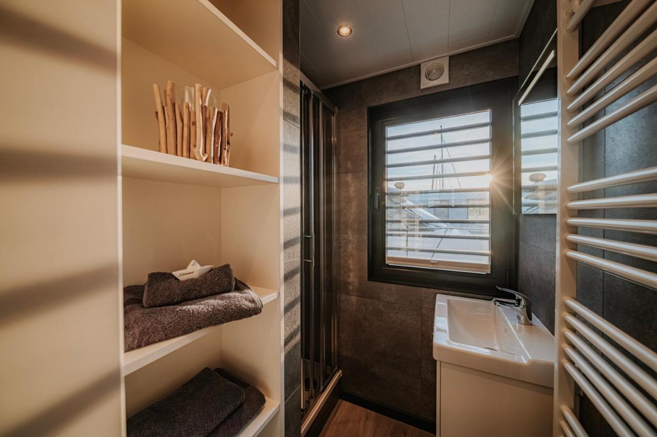 Schwimmendes Ferienhaus "Trinity" Ihr Seahome Auf Der Ostsee 佩讷明德 外观 照片